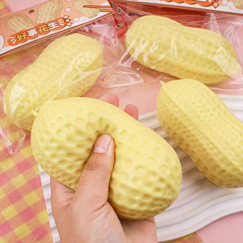 In Stock Peanut Stress Ball Cr - огляд і ціна Vinyl Figure Blank